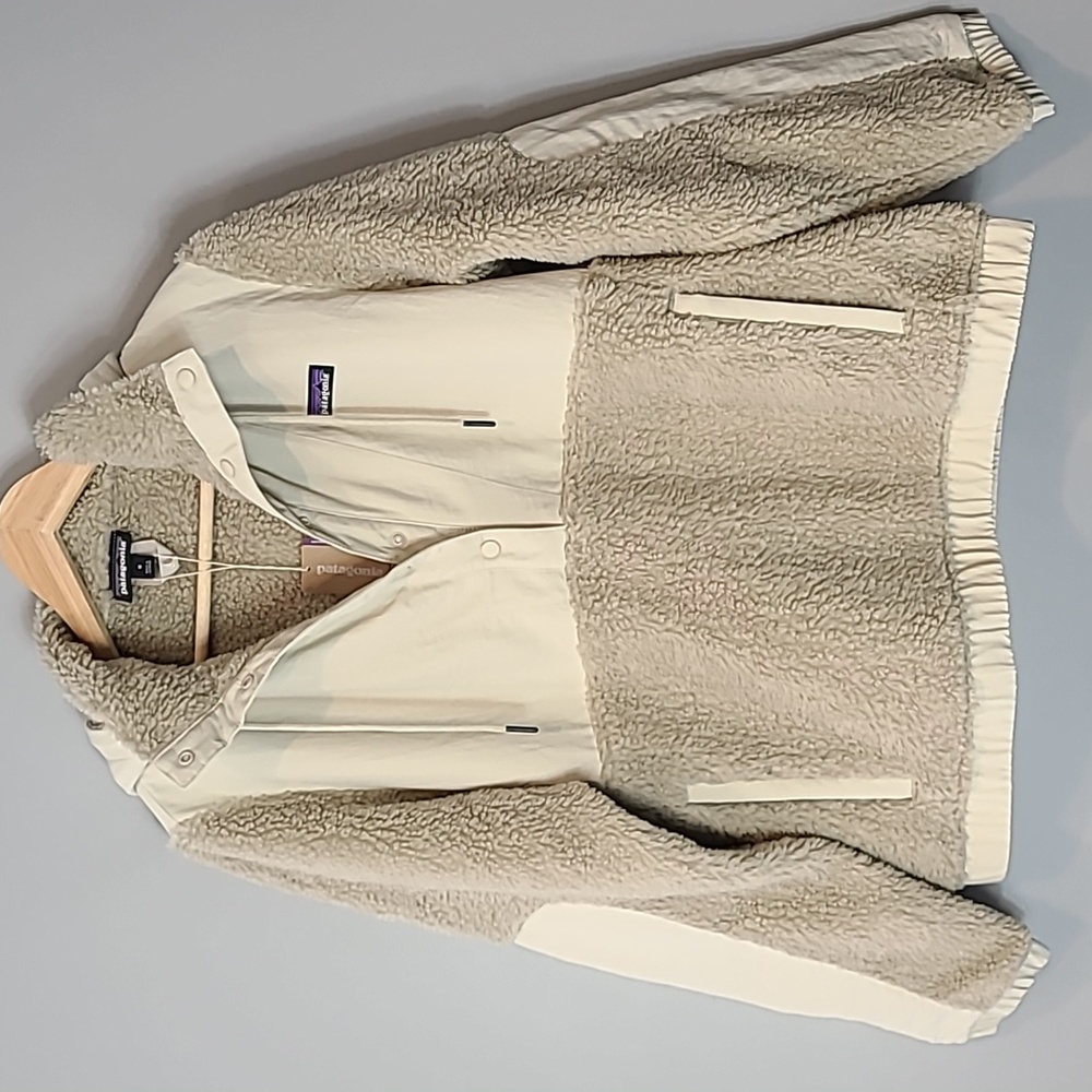 Patagonia Teddy Jacket in Cream and Tan